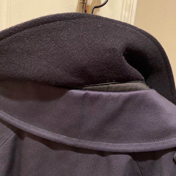 Mens Burberry Navy Trench Jacket with wool inner coat - Picture 10 of 15